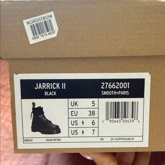 Dr. Martens Jarrick II Black Boots - Picture 1 of 6